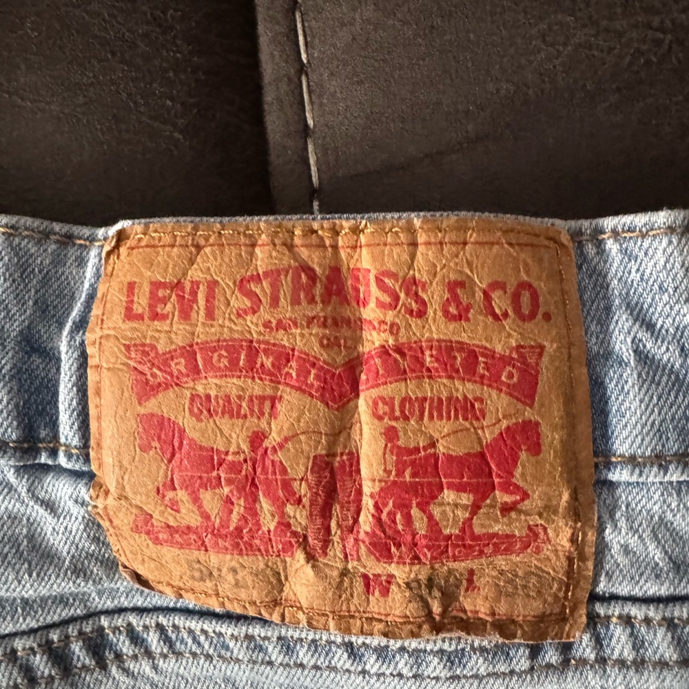 Used men’s Levi’s jeans.